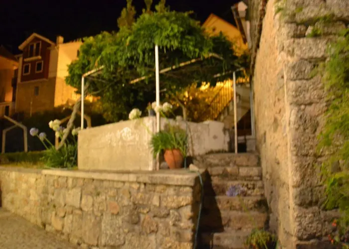 Casa Da Ponte Do Arrocho בית חווה לוריגה